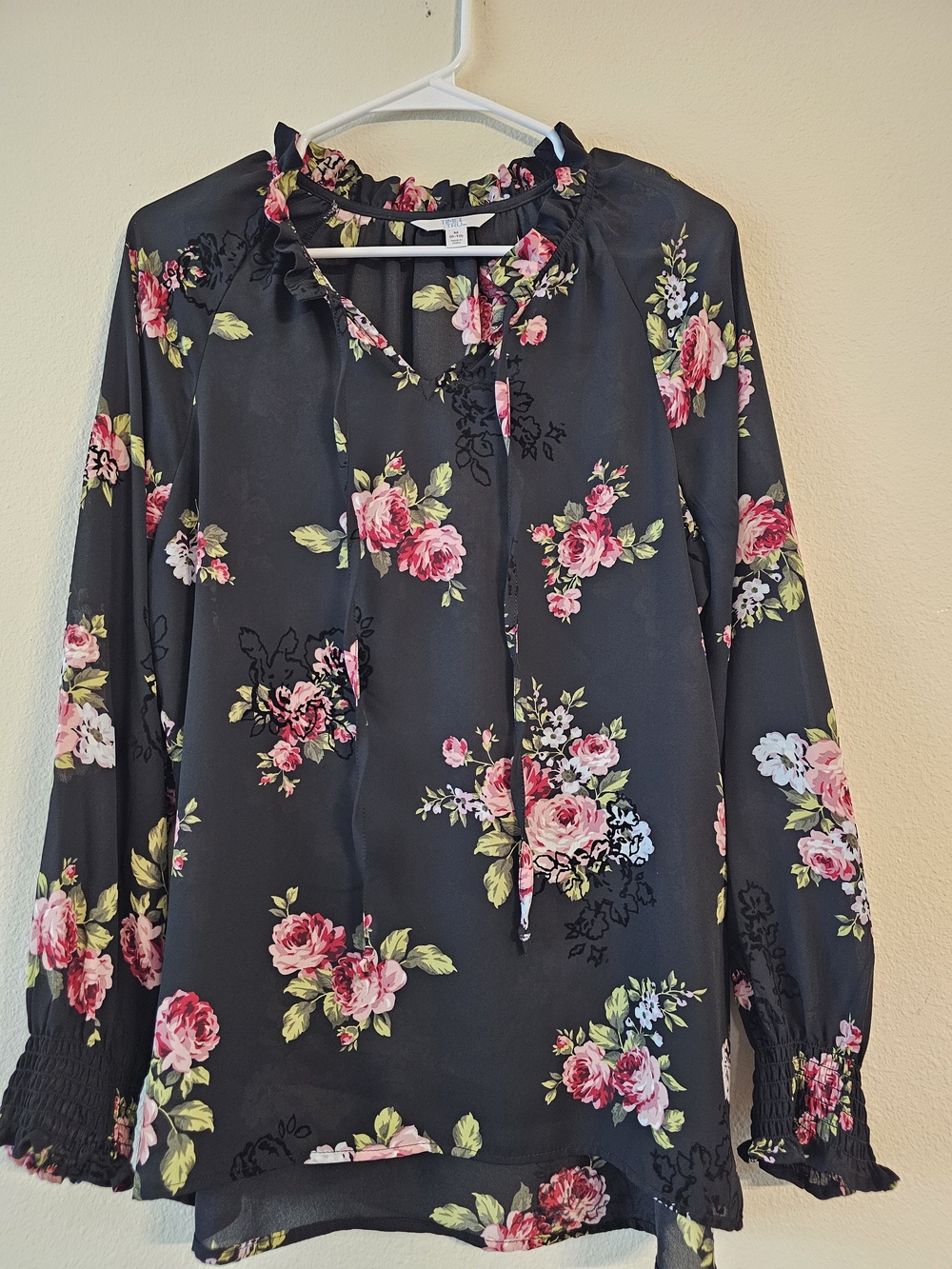Time and Tru Black Floral Tie-Neck Blouse